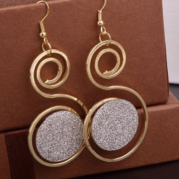 Fashion Statement Frosted Geometric Earrings - Picture 1 of 2